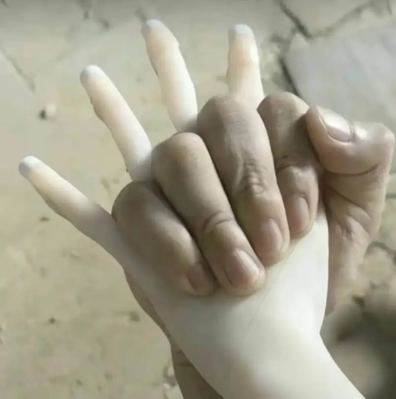 家有胶妻。