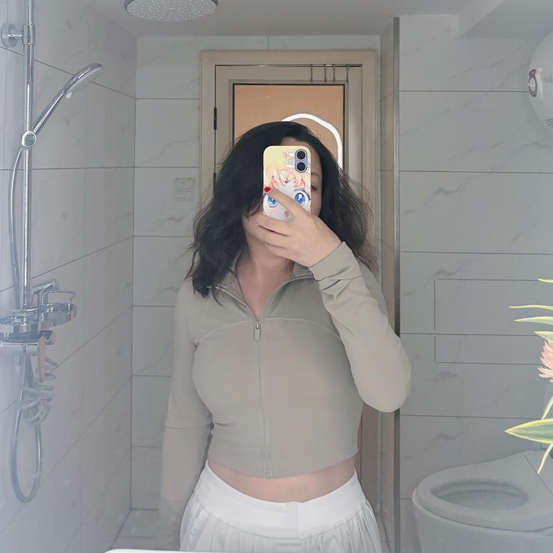 一个特好玩的搞笑女的头像