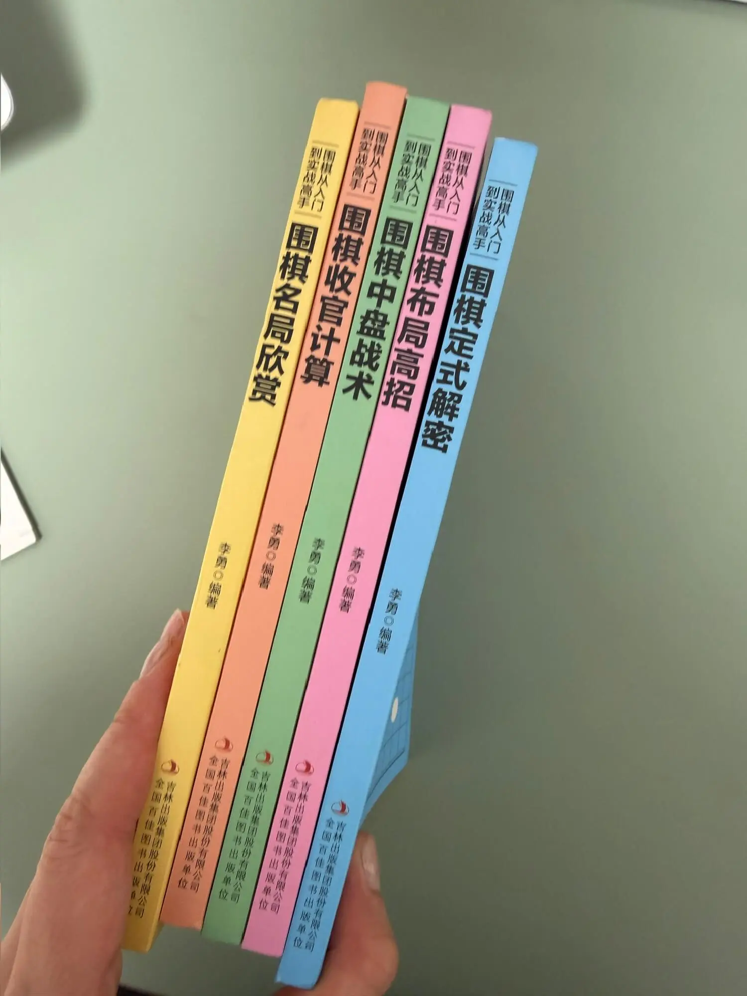 前两天刷到一个脑神经医生的建议，要想延缓衰老就要多运动，规律
