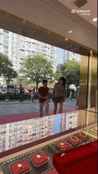 这下以后知道吵架后该去哪里了吧😄
