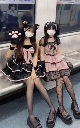 轻松三刻