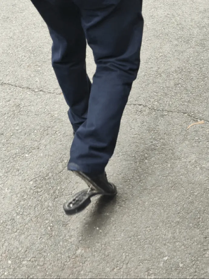 人怎么可以闯出这么大的祸。