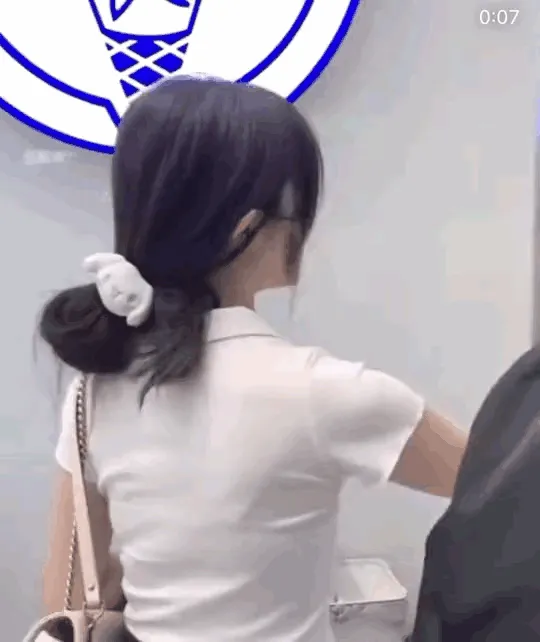 轻松三刻