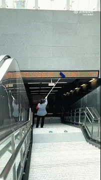 擦了，但没完全擦